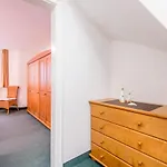 Alte Stadtgaertnerei Whg 9 아파트 베스터란트